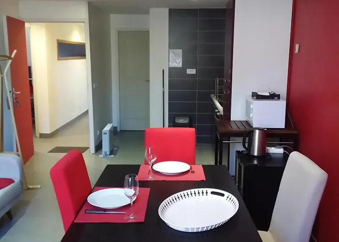 Les Logis Des Vignobles Sainte Emilion En Duplex N 1 Avec Terrasse *