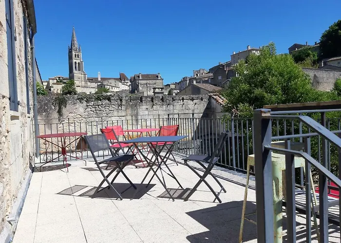 Les Logis Des Vignobles Sainte Emilion En Duplex N 1 Avec Terrasse